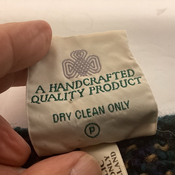 Boyne Valley Weavers Plaid Wool fringed Shawl handle in Ireland Womens one size - Picture 13 of 13